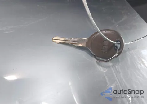 2000 Jeep Grand Cherokee Laredo z USA, uszkodzony, nr VIN 1J4G248S7YC301505